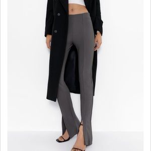 Ribbed flared leggings